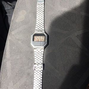 Nixon The Re-Run Watch